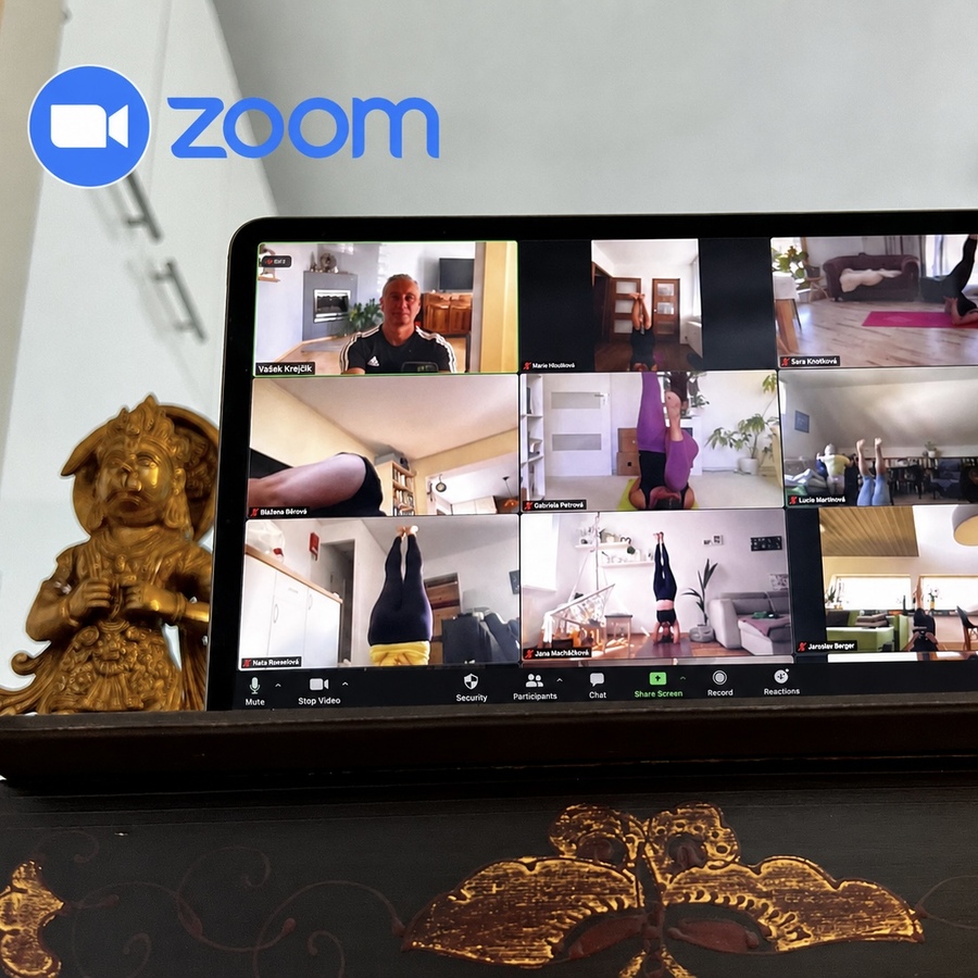 Vezměte si Energy Studio na dovolenou. Online jóga na ZOOMu je zpět.